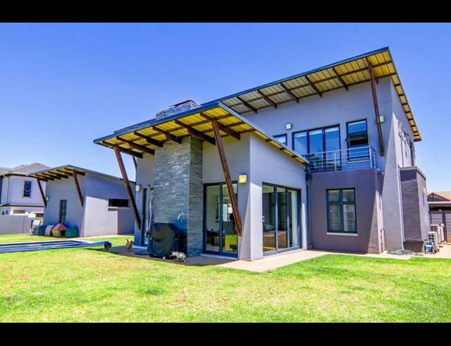 3 BEDROOM HOUSE FOR SALE IN MIDSTREAM HILL